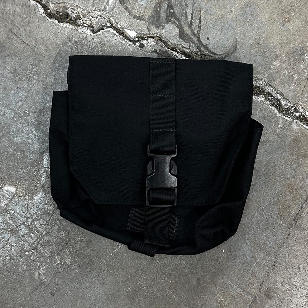 Clearance Buckle Double Mag Pouch